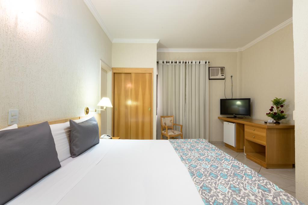 Hotel Guarany Águas de Lindóia Kültér fotó